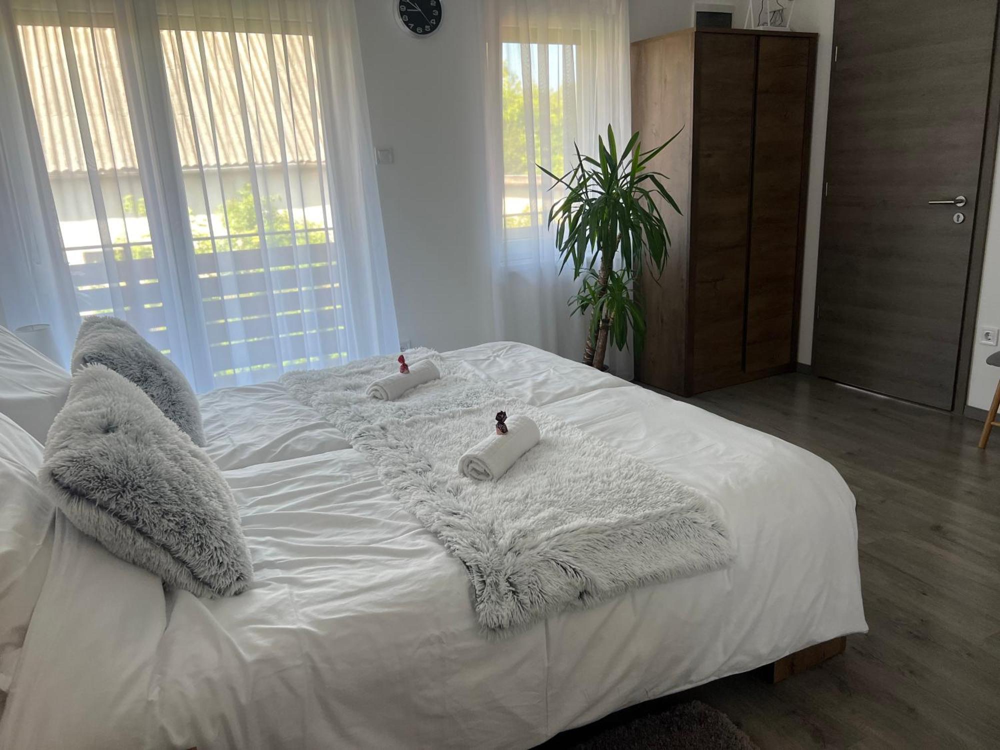 Sophia Apartman Goedoello エクステリア 写真